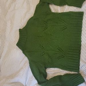 Green leaf sweater